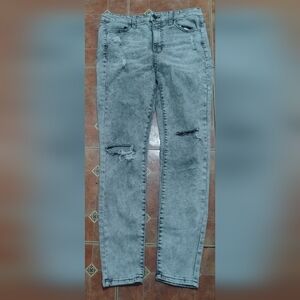 EUC Gray Distressed Women Jeans Size 11